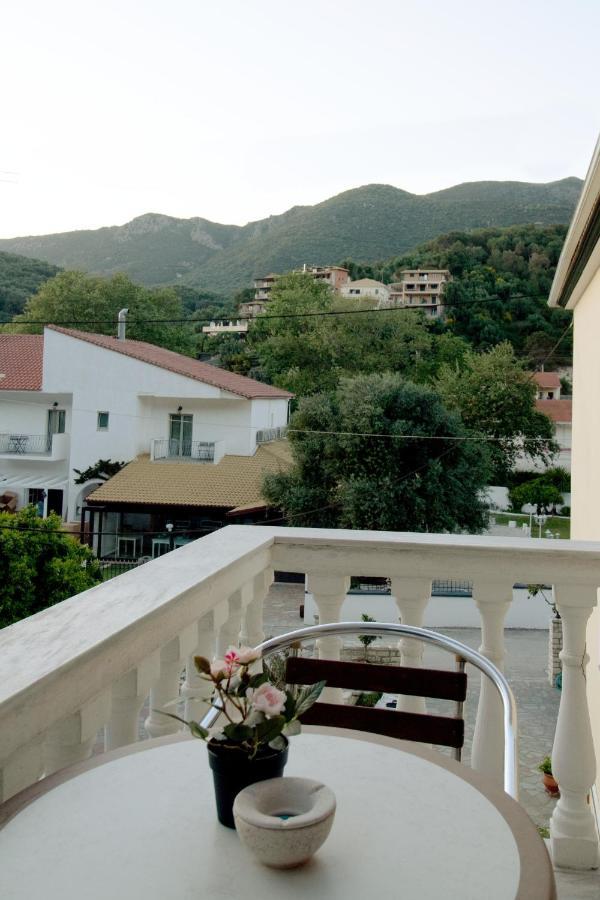 Pomelo Rooms Parga Exterior photo