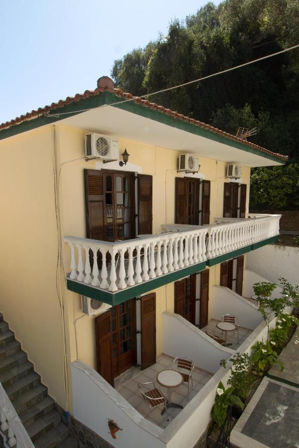 Pomelo Rooms Parga Exterior photo